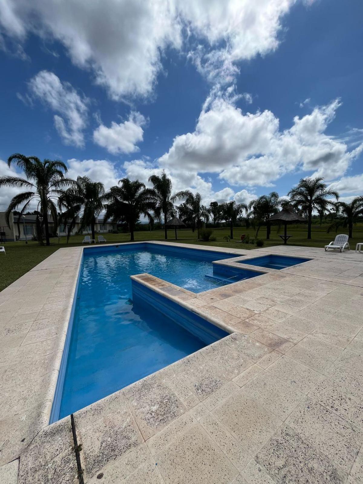 Howard Johnson Inn Rosario De La Frontera Luaran gambar